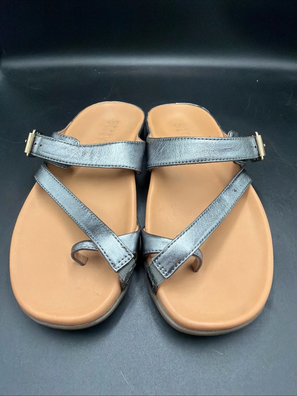 Strive Women's Silver Nusa 2 Sandal Size 7.5/8